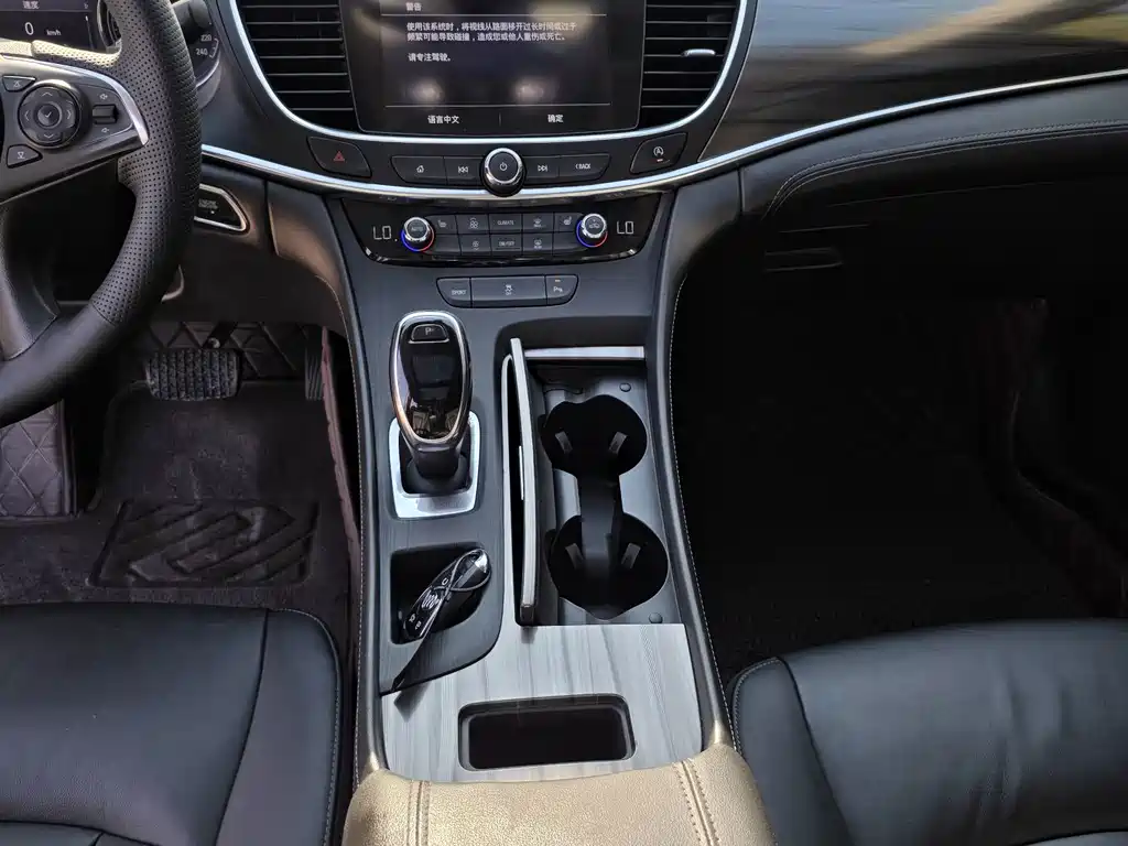 Buick LaCrosse — миниатюра 12
