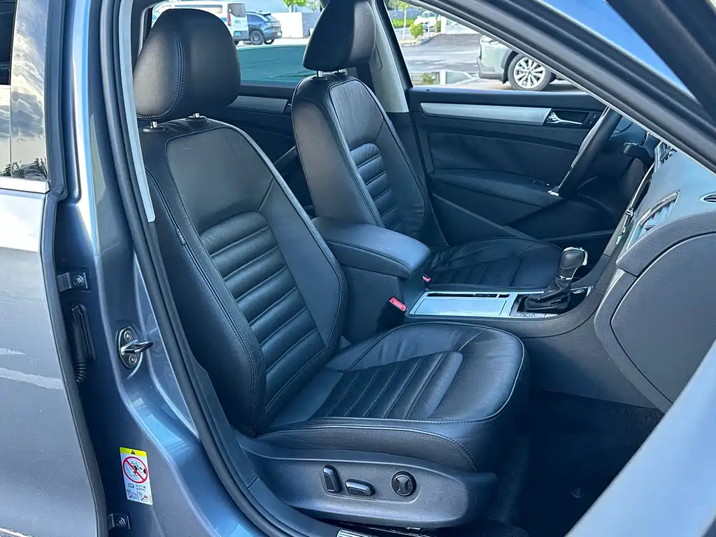 Volkswagen Passat — миниатюра 22