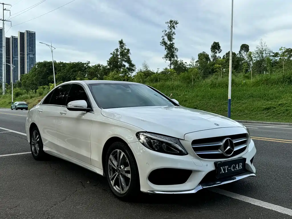 Mercedes-Benz C-Class — миниатюра 2