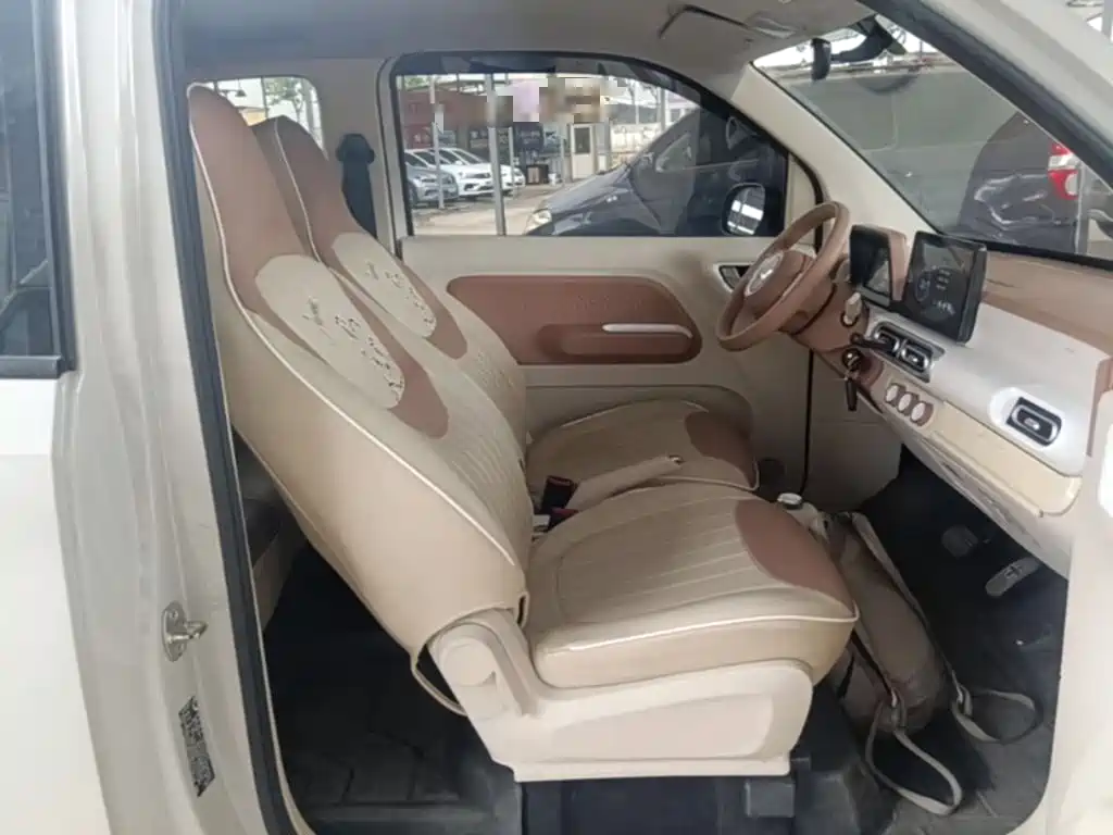 Wuling MINIEV — миниатюра 25