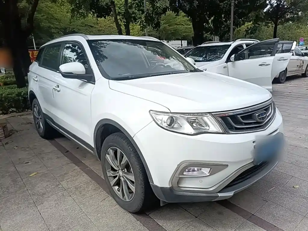 Geely Boyue — миниатюра 4