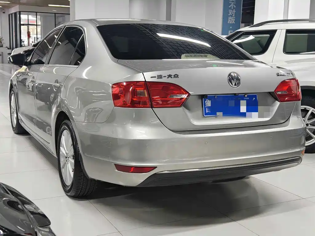 Volkswagen Sagitar — миниатюра 4