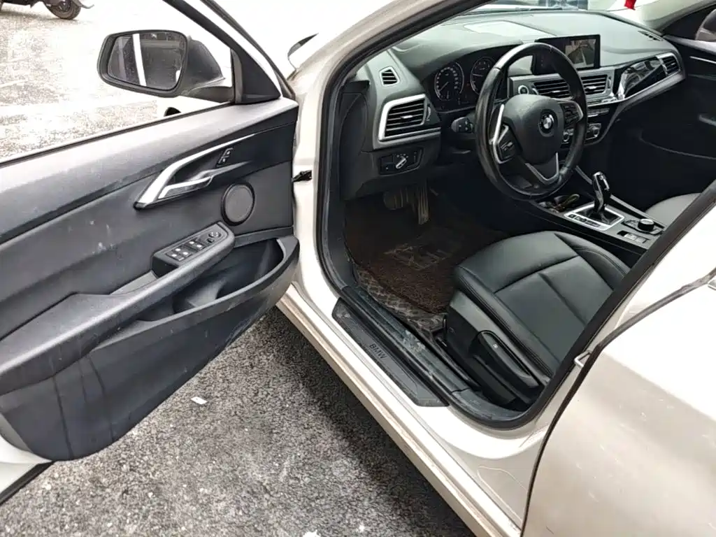 BMW 1 Series — миниатюра 16