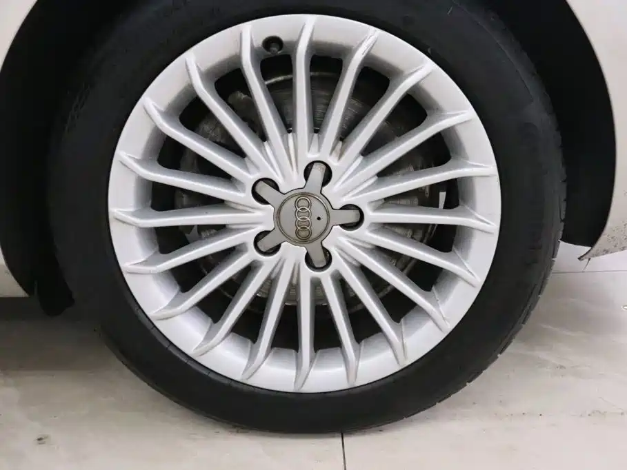 Audi A4L — миниатюра 17