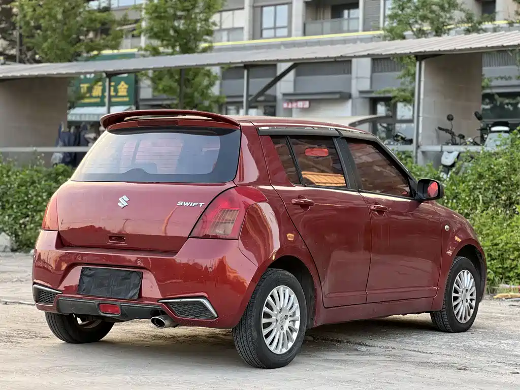 Suzuki Swift — миниатюра 14
