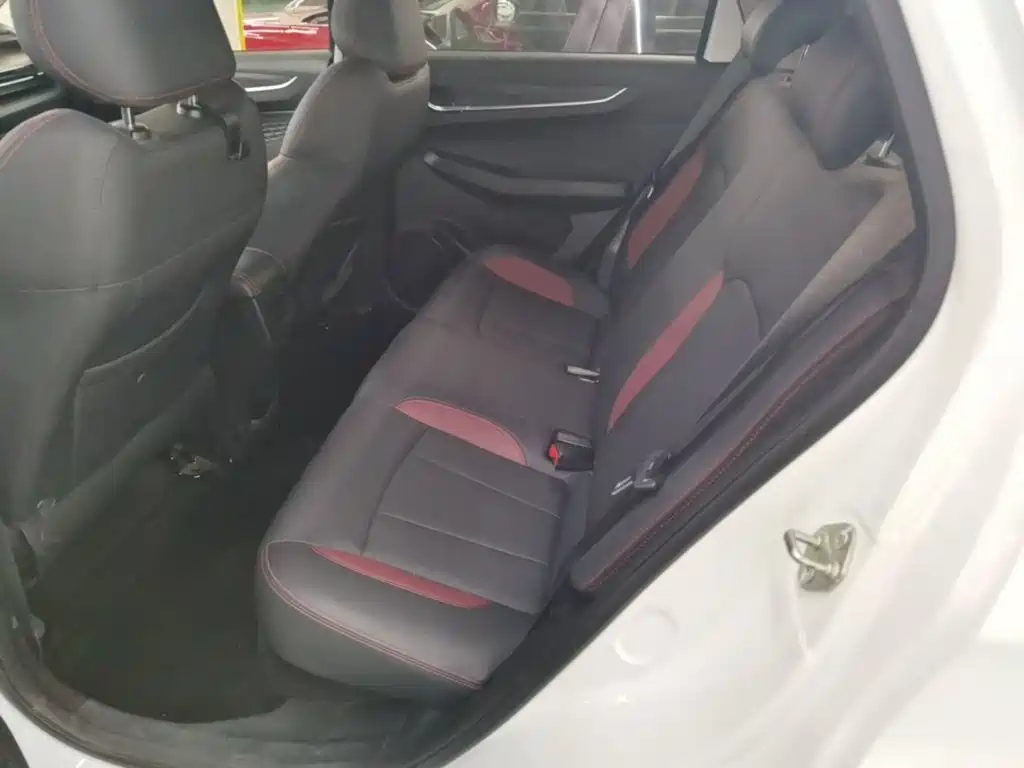 Geely Vision X3 — миниатюра 17