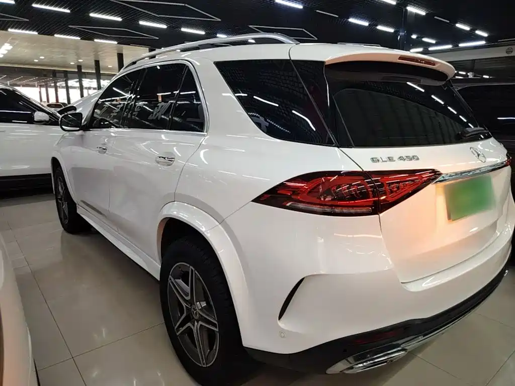 Mercedes-Benz GLE (Import) — миниатюра 5