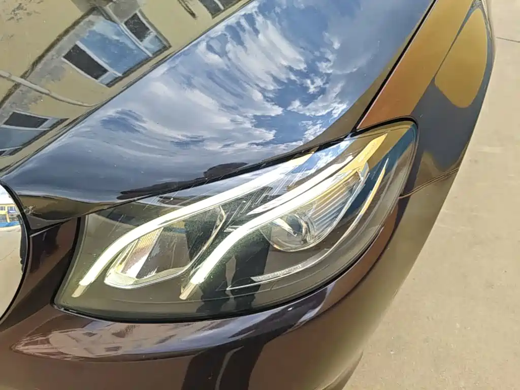 Mercedes-Benz E-Class — миниатюра 24