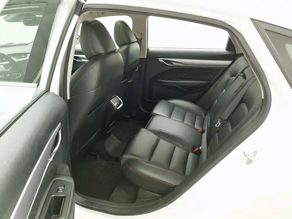 Geely Binrui — миниатюра 15