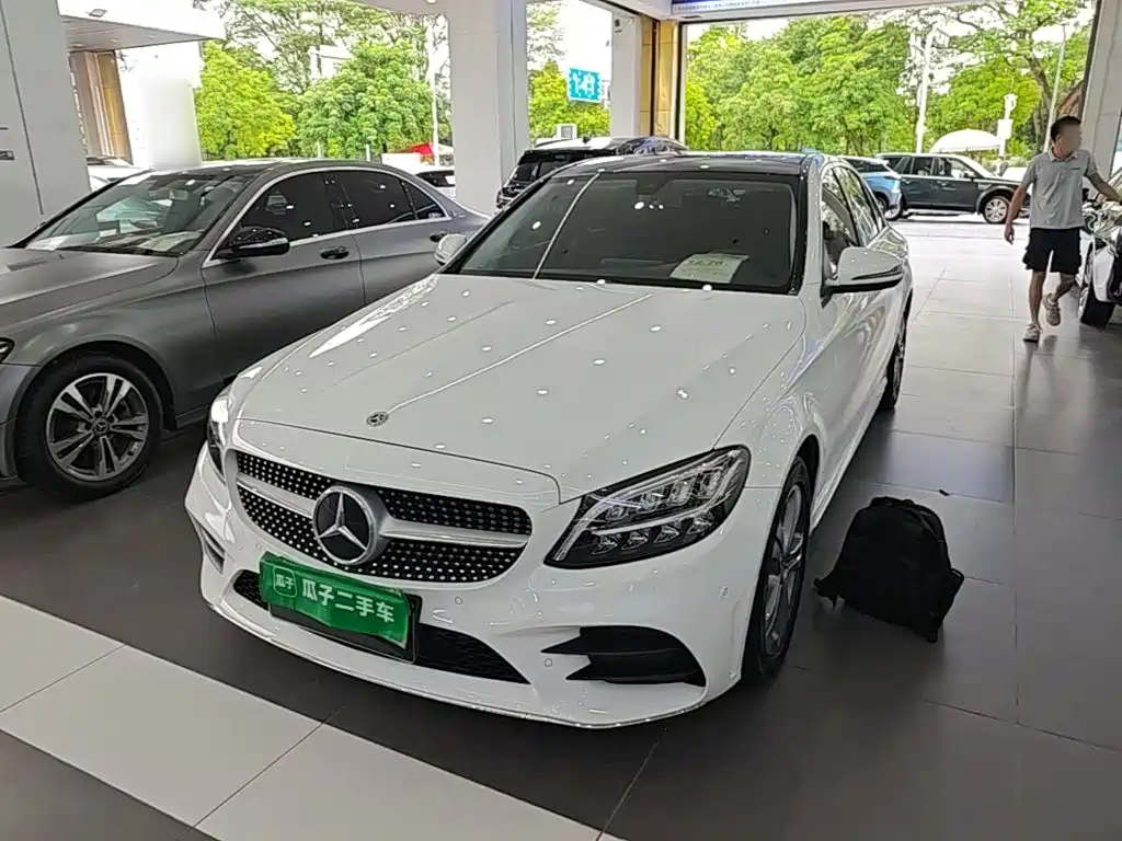 2021 Mercedes-Benz C-klasse - zdjęcie 1 z 25