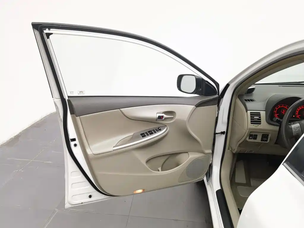 Toyota Corolla — миниатюра 8