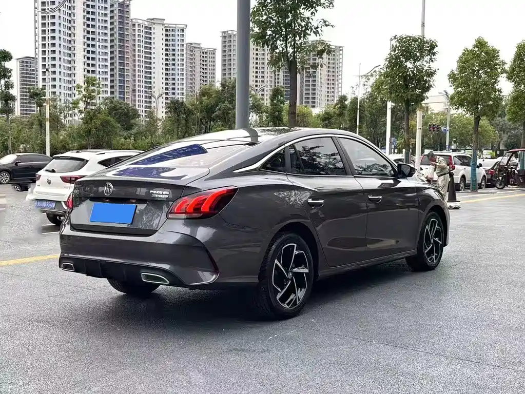 MG MG5 — миниатюра 7
