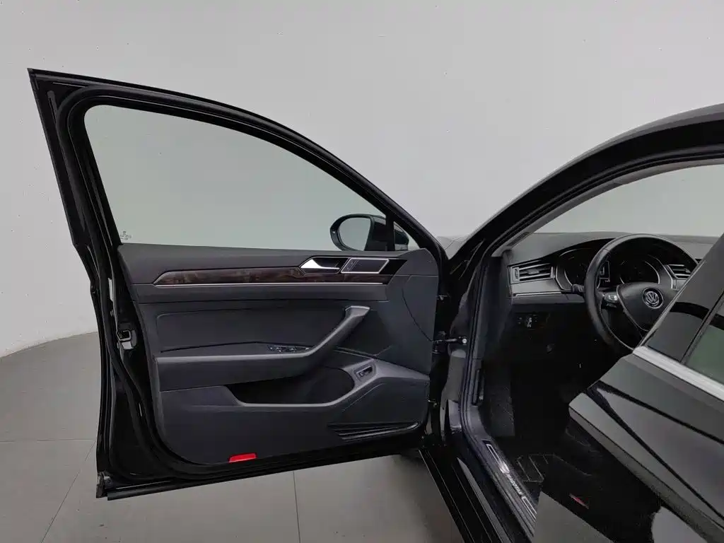 Volkswagen Magotan — миниатюра 8