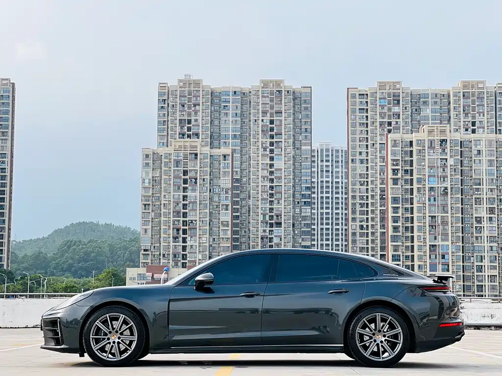Porsche Panamera — миниатюра 15