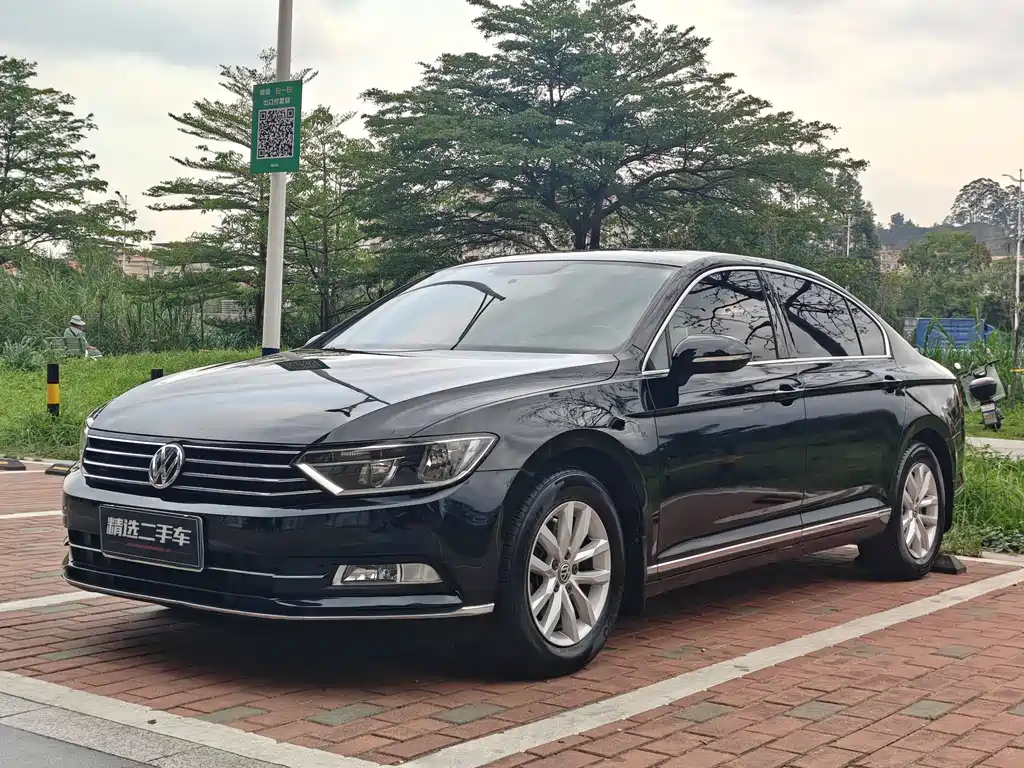 Volkswagen Magotan 2016