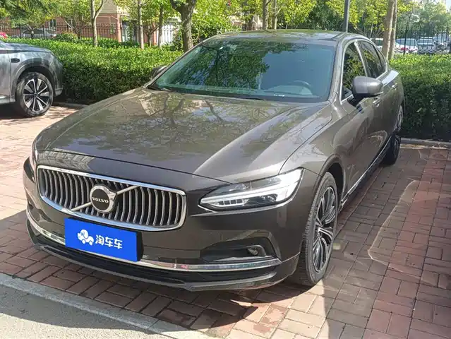 VOLVO  S90 2021