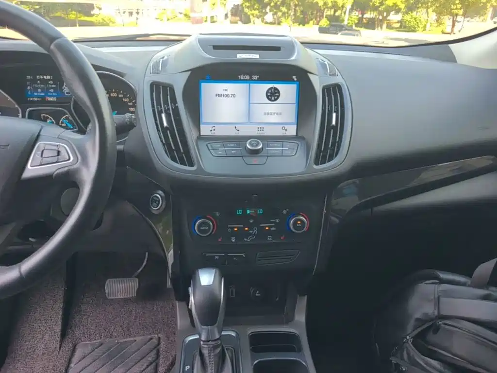 Ford Kuga — миниатюра 13