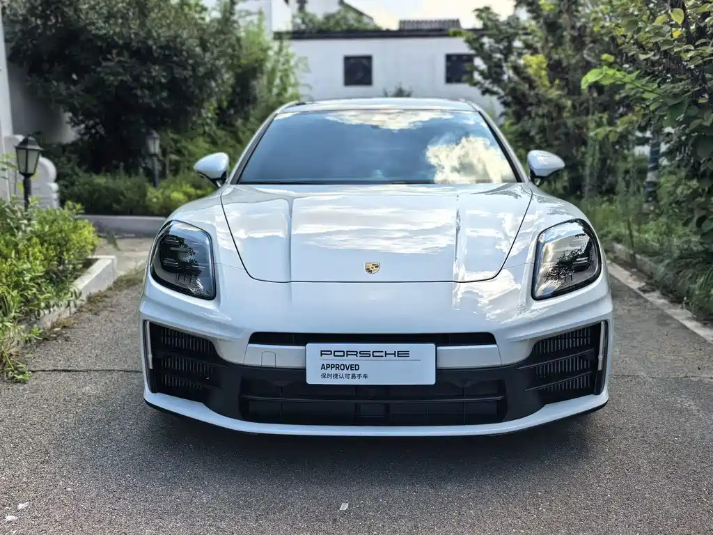 Porsche Panamera — миниатюра 2