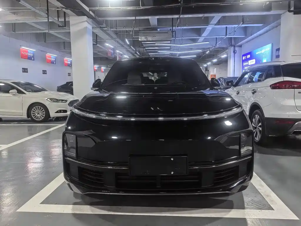 Li Auto Li L8 — миниатюра 2