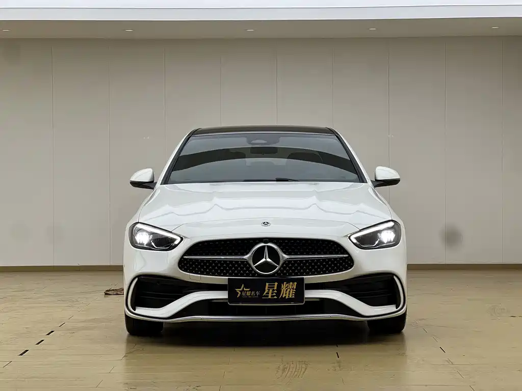 Mercedes-Benz C-Class — миниатюра 2