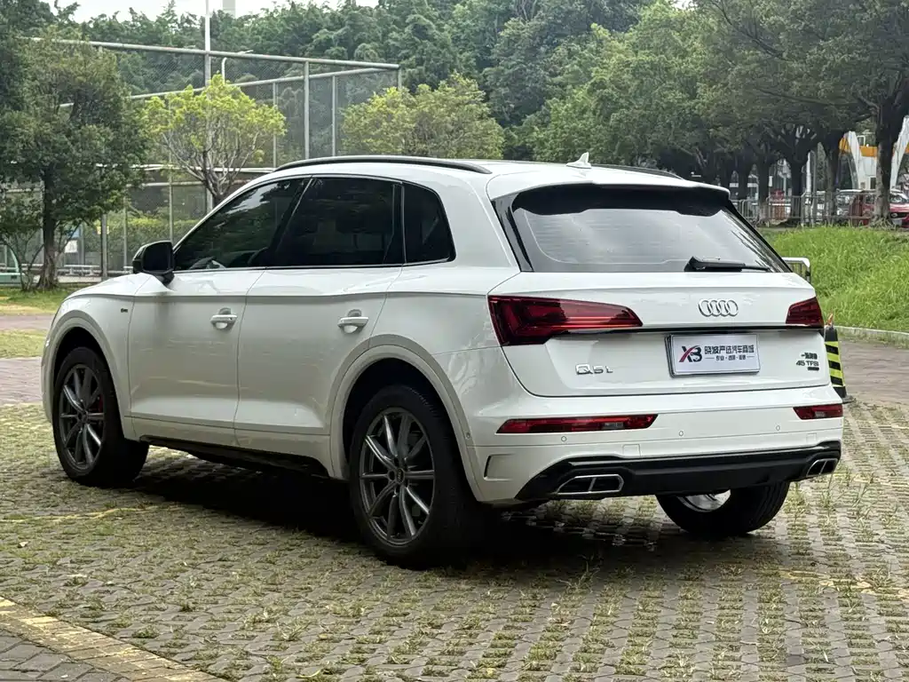 Audi Q5L — миниатюра 4