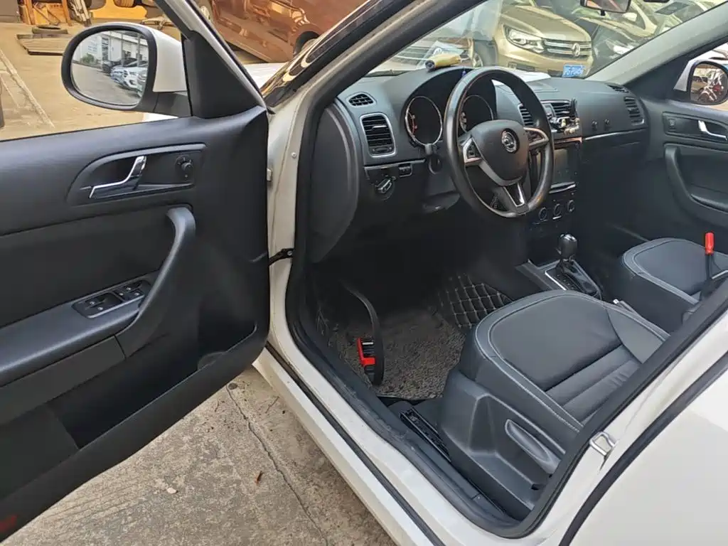 Skoda Yeti — миниатюра 16