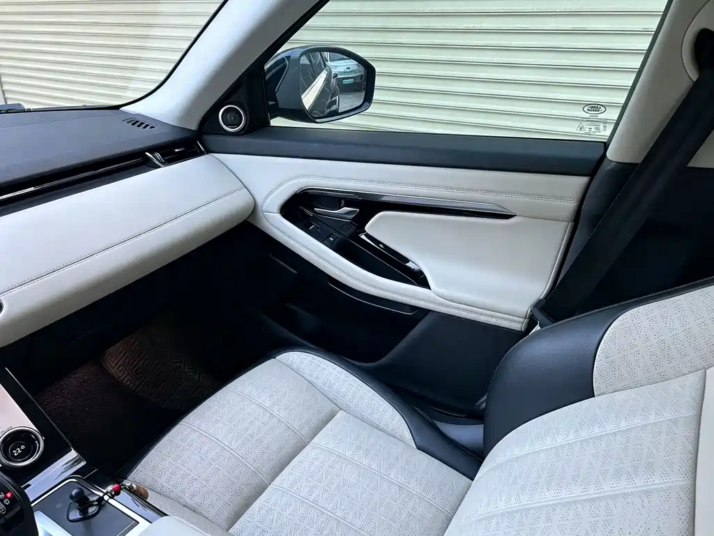 Land Rover Evoque — миниатюра 17