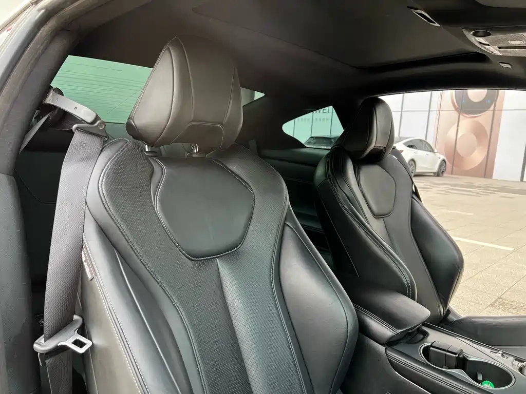 Infiniti Q60 2017 2.0T Luxury