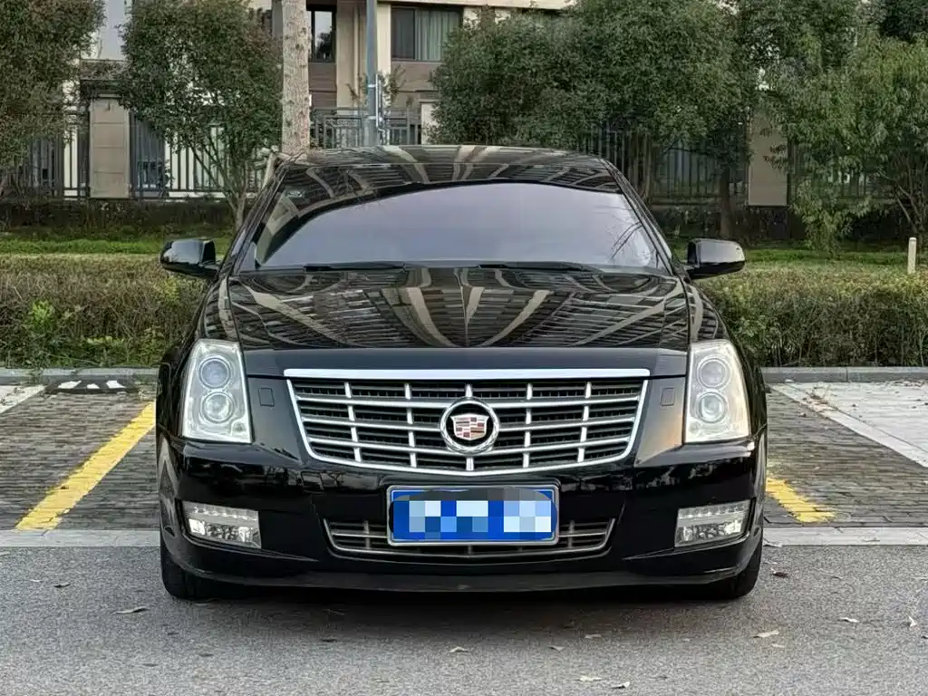 Cadillac SLS 2011 2.0T Luxury