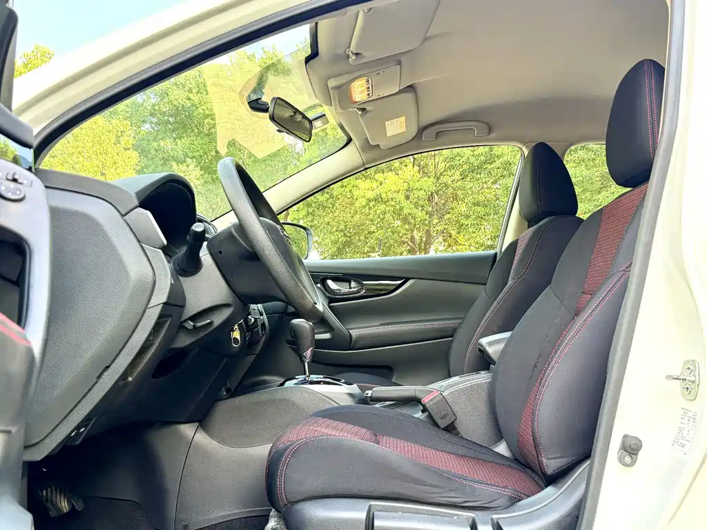 Nissan Qashqai — миниатюра 6