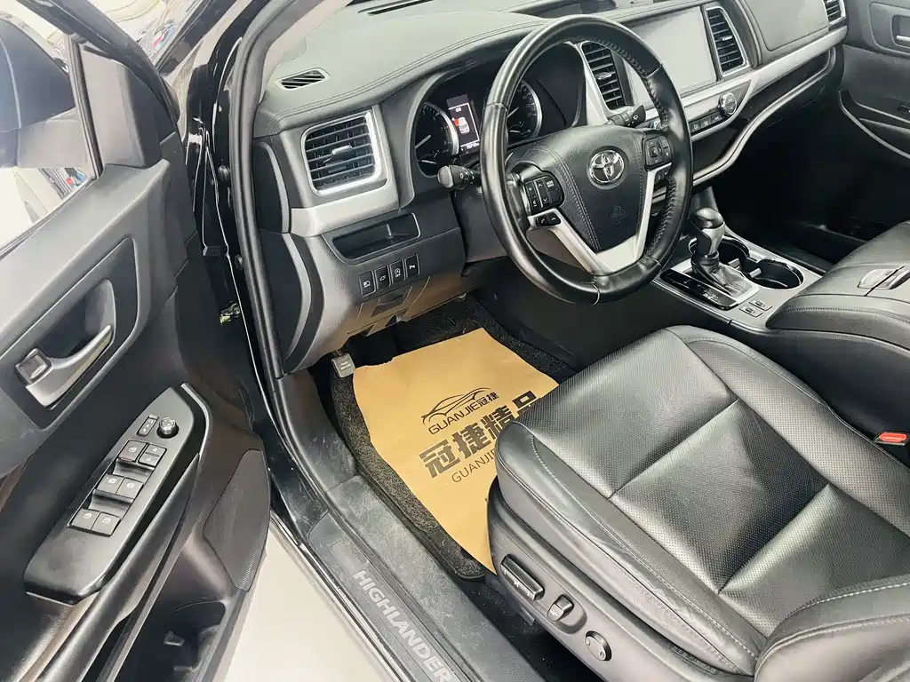Toyota Highlander — миниатюра 5