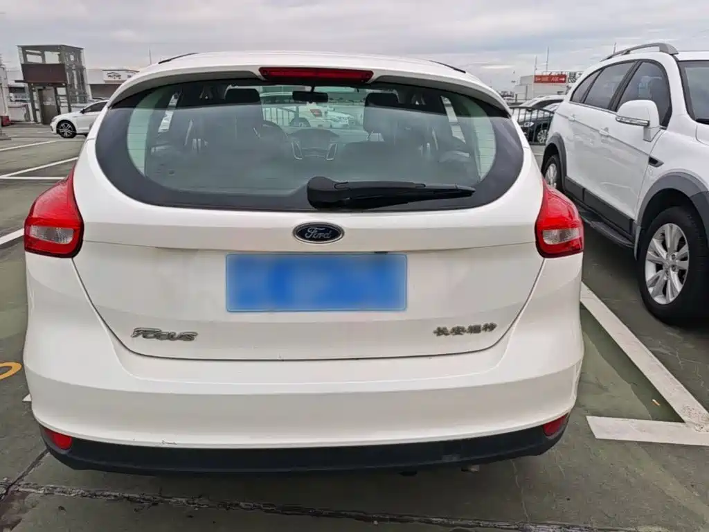 Ford Focus — миниатюра 6