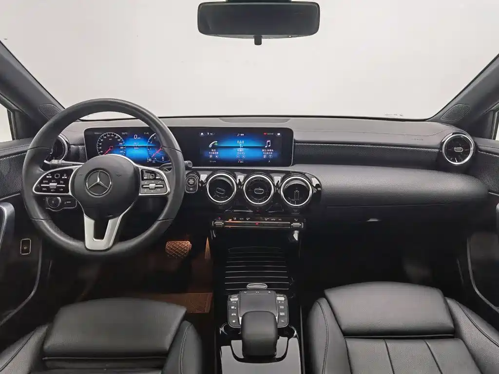 Mercedes-Benz A-Class — миниатюра 5
