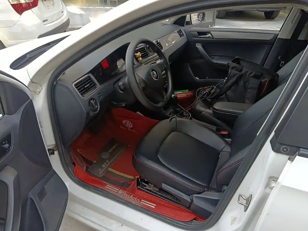 Volkswagen Santana — миниатюра 16