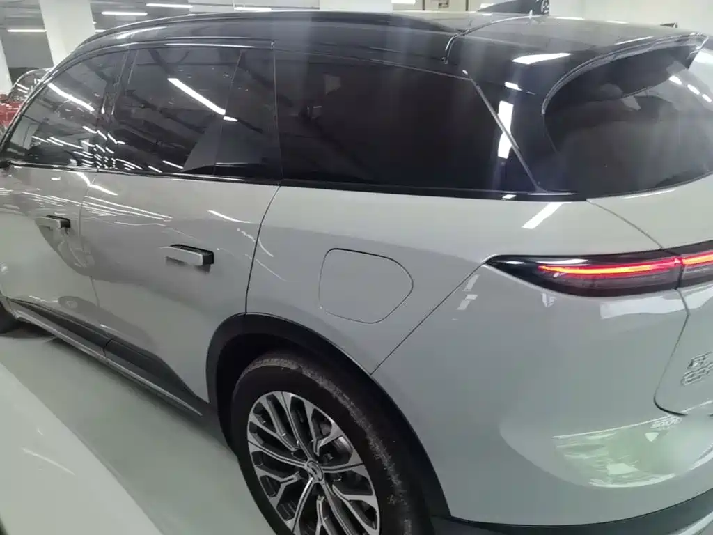 NIO ES6 — миниатюра 5