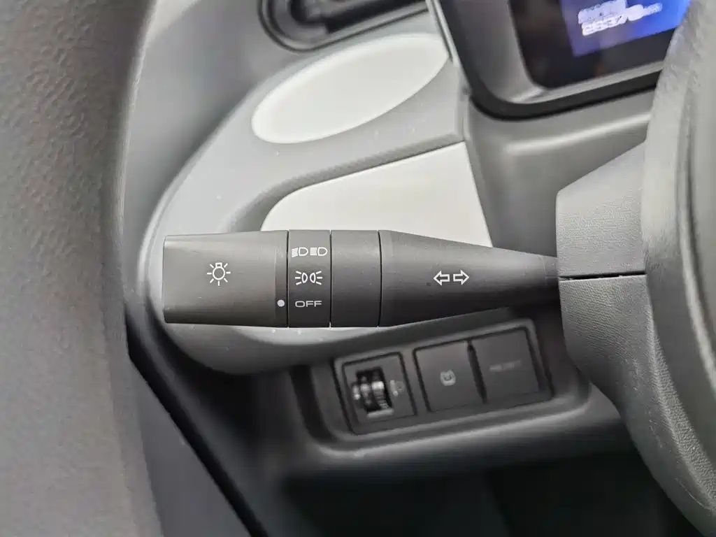 Wuling MINIEV — миниатюра 21