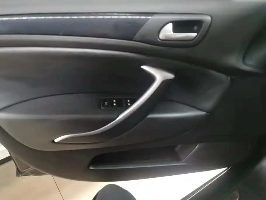 Citroen C5 — миниатюра 7