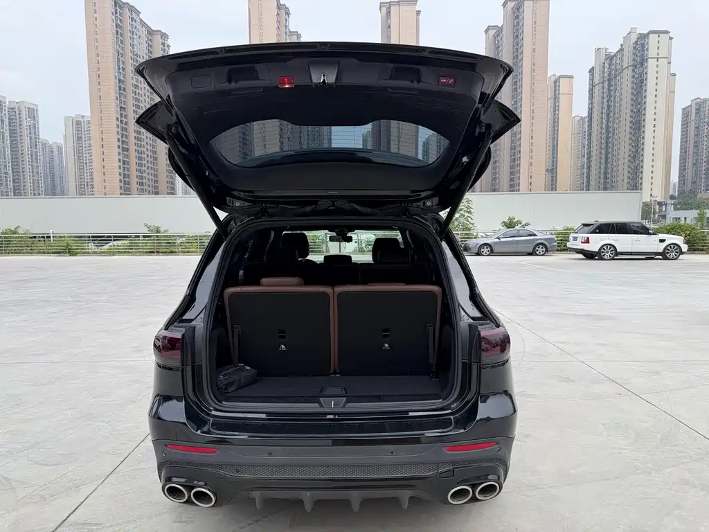 Mercedes-Benz GLB — миниатюра 21
