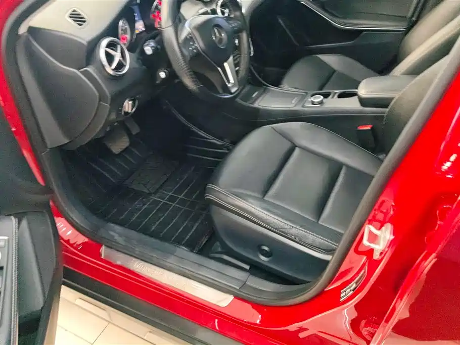 Mercedes-Benz GLA 2016 GLA 200