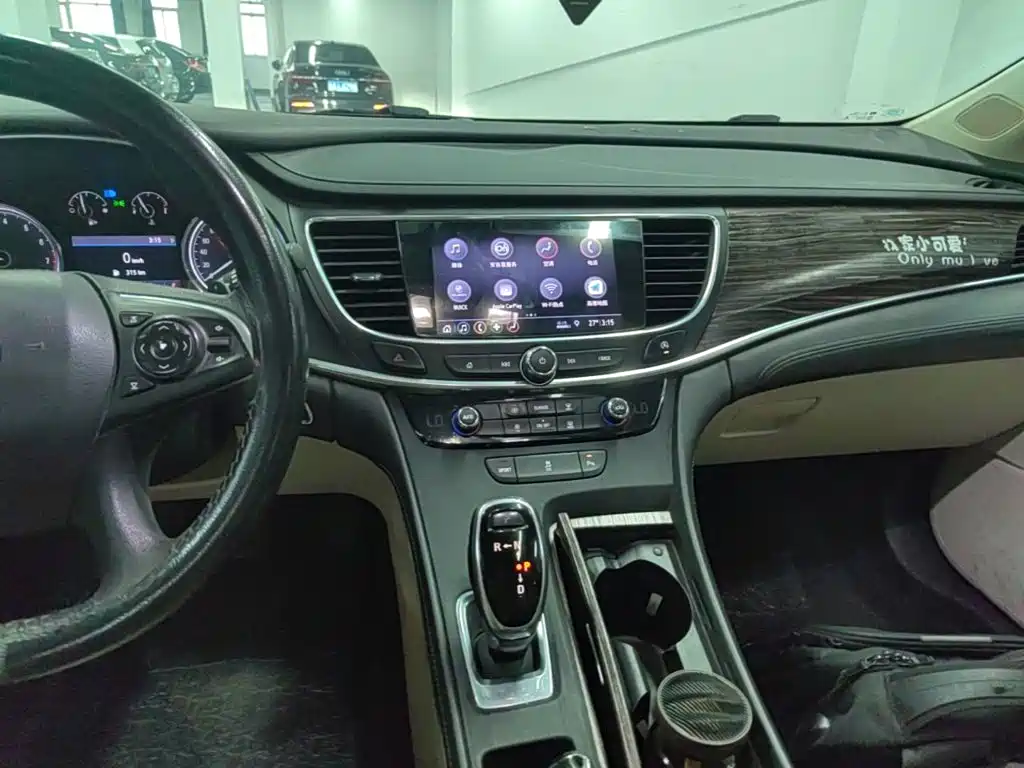 Buick LaCrosse — миниатюра 13