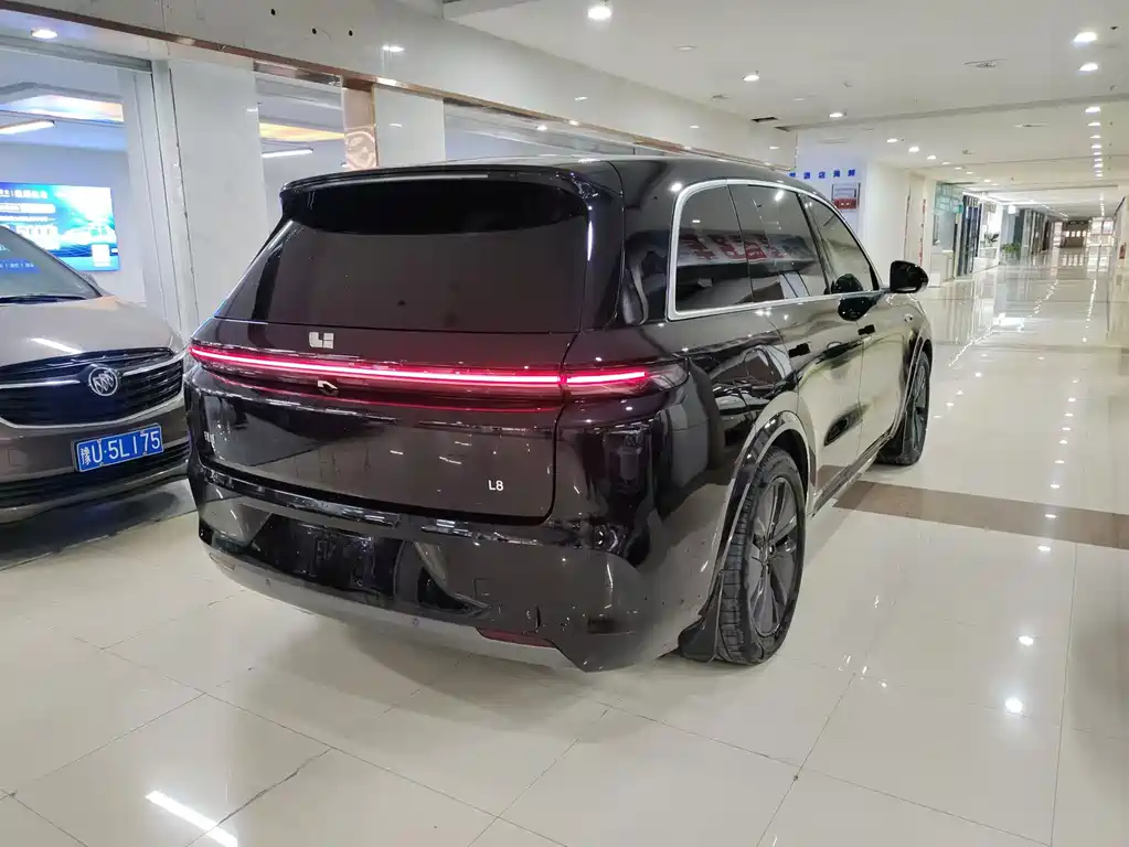 Li Auto IDEAL L8