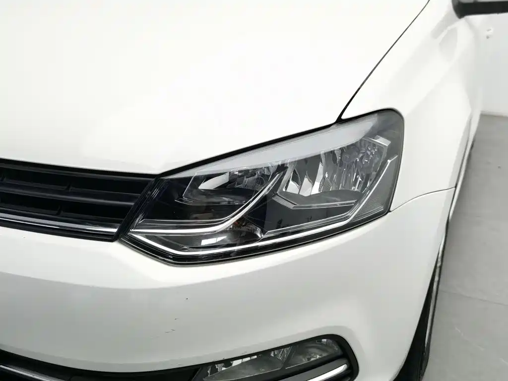 Volkswagen Polo — миниатюра 7