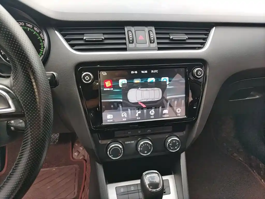 Skoda Octavia — миниатюра 13