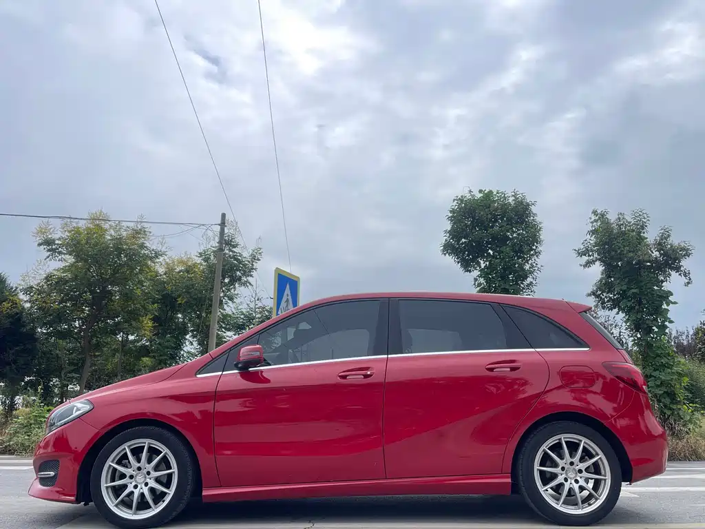 Mercedes-Benz B-Class — миниатюра 4