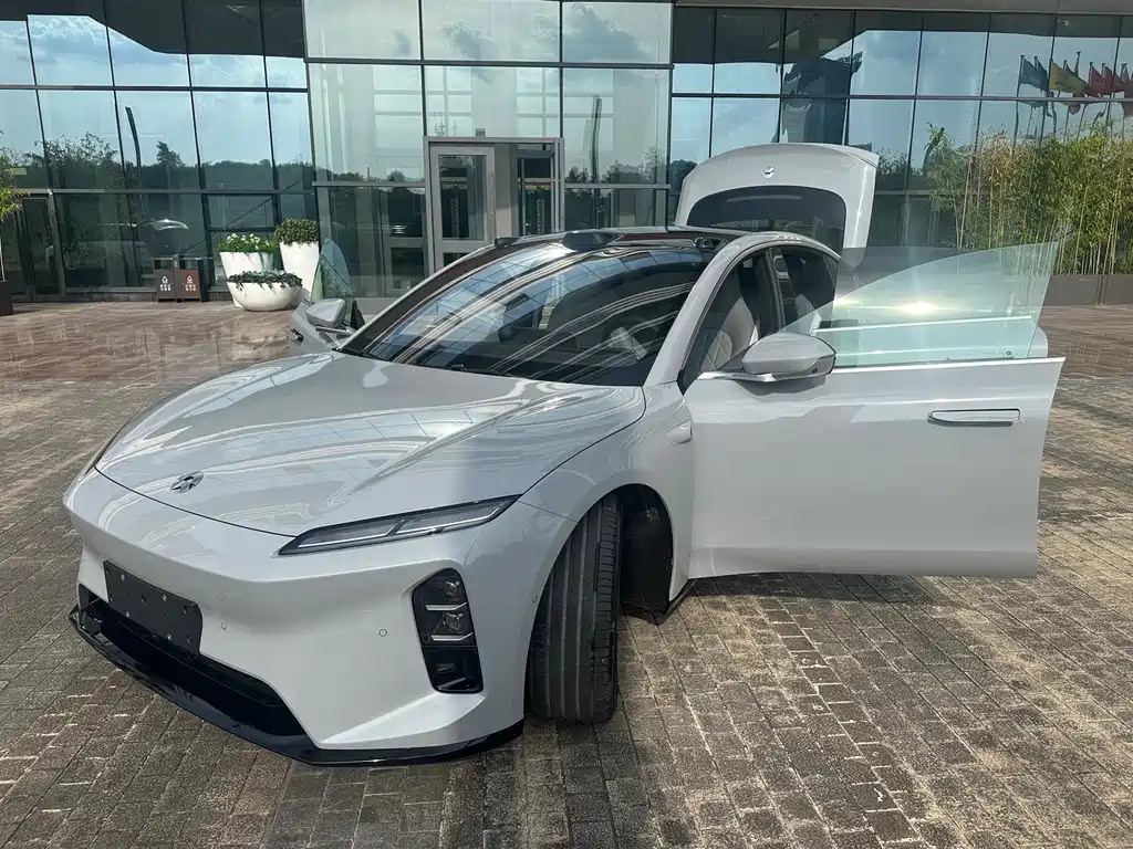 NIO ET5 — миниатюра 12