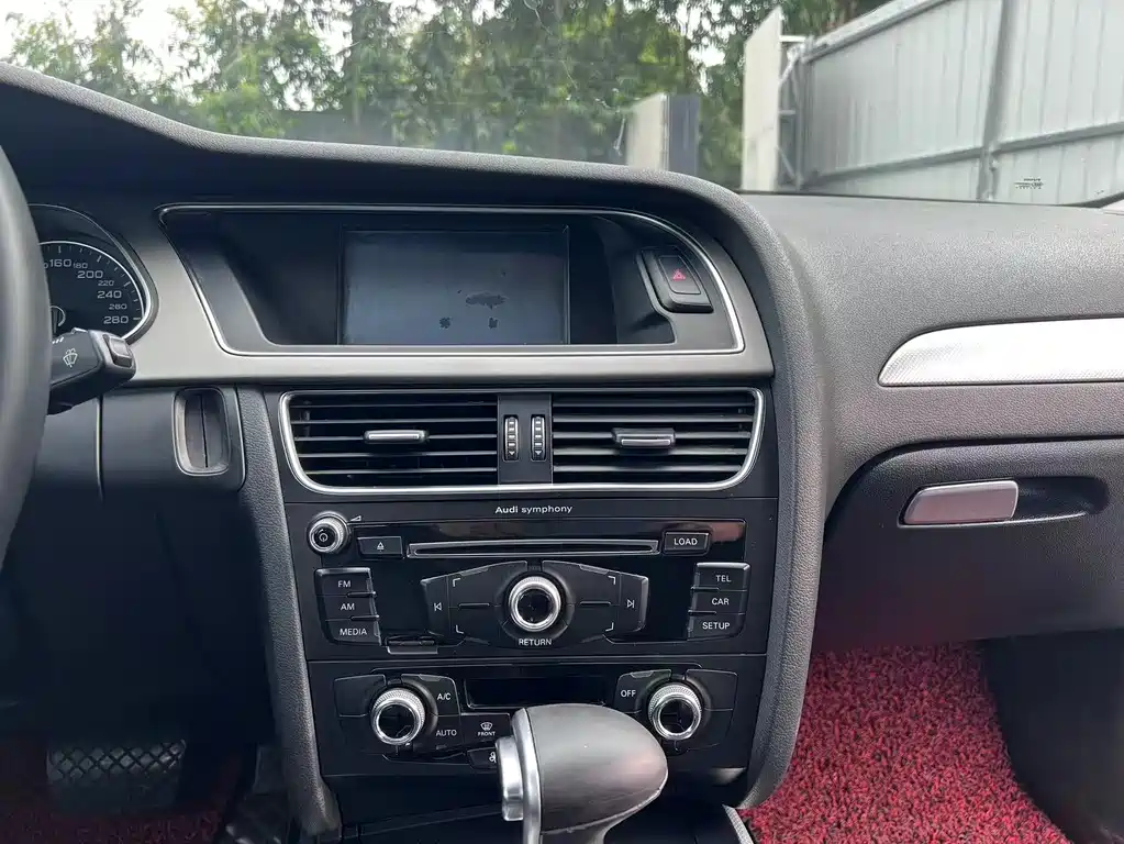 Audi A4L — миниатюра 13