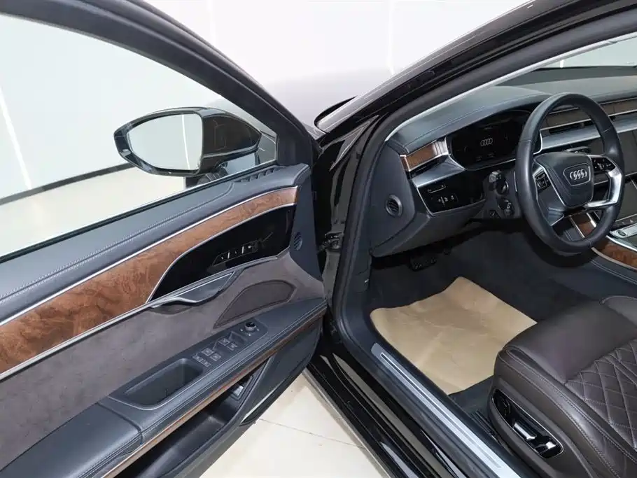 Audi A8 — фотографии объявления, Фото 30