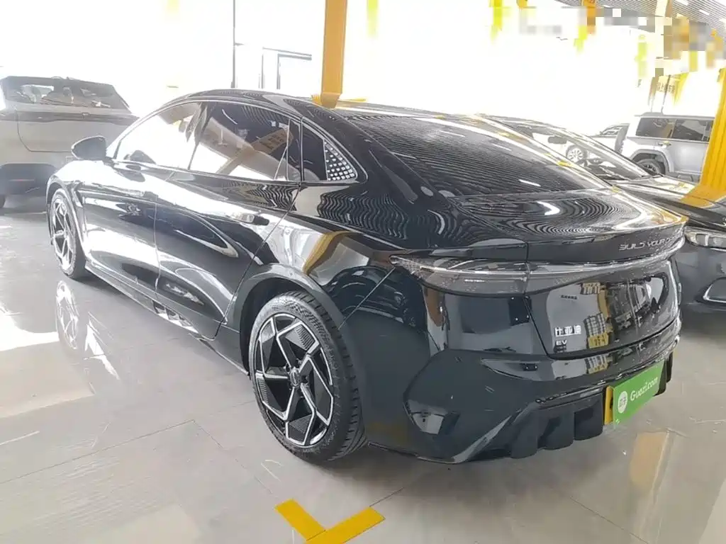 BYD Seal — миниатюра 5