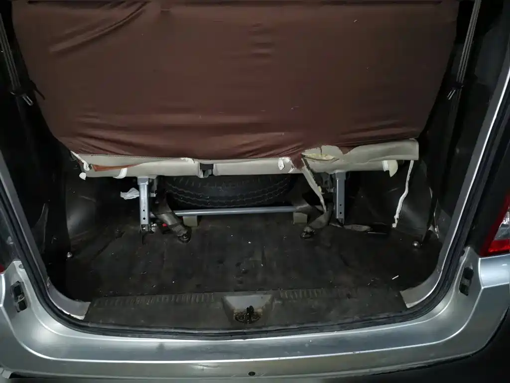 Wuling Rongguang S — миниатюра 15