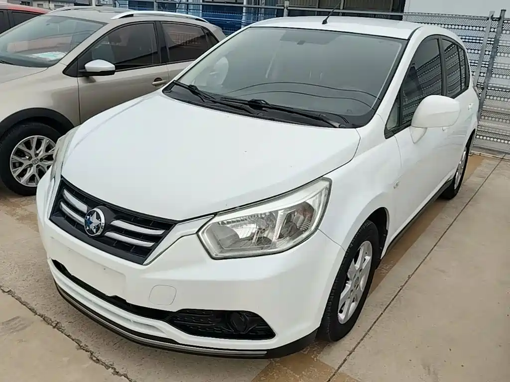 Venucia R50